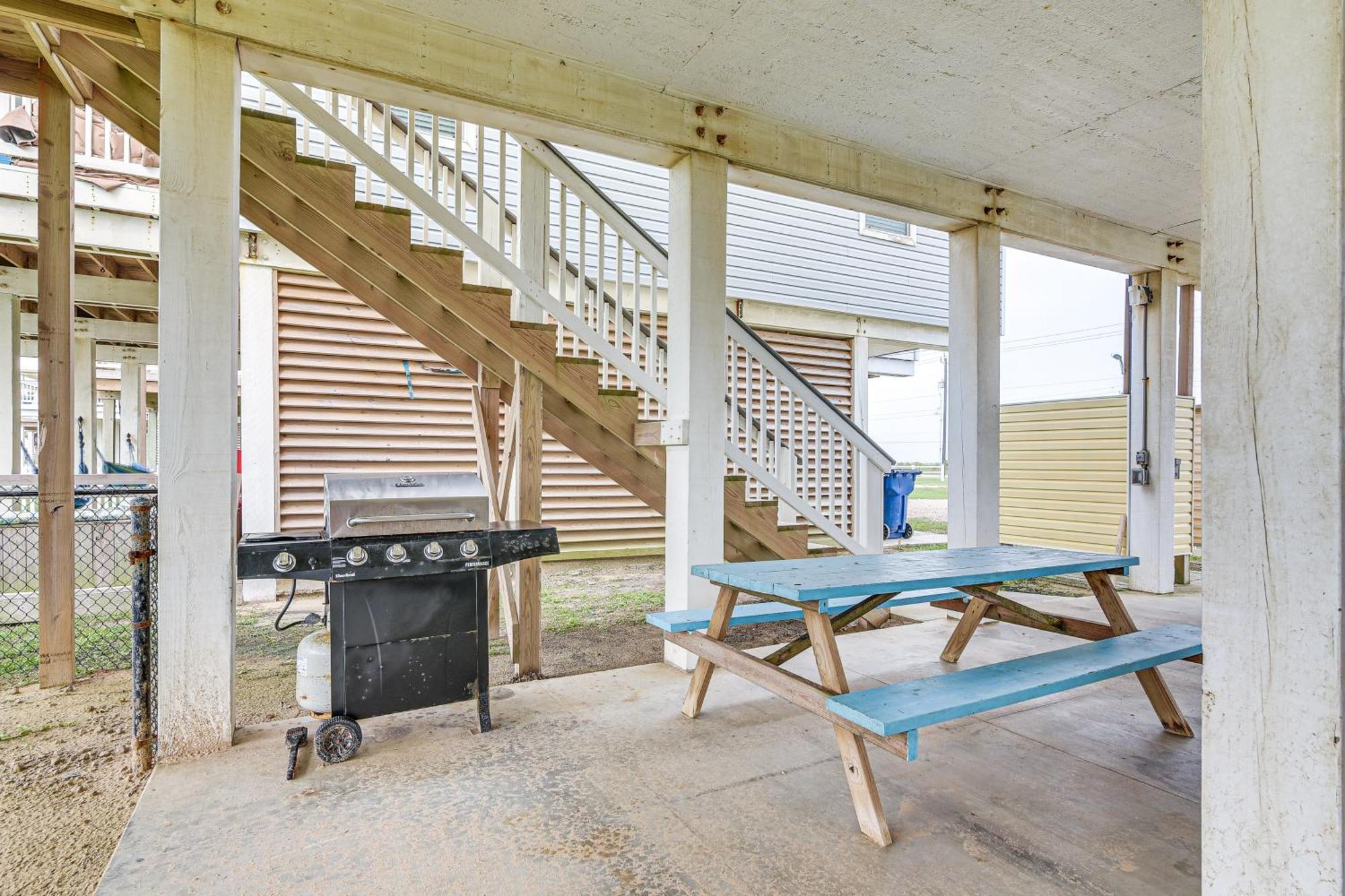 Beachfront Texas Retreat - 2 Decks, Patio And Views! เซิร์ฟไซด์บีช ภายนอก รูปภาพ